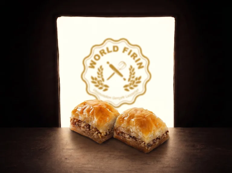Cevizli Kare Baklava